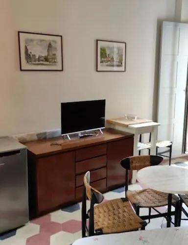 Apartment Monolocale Intimo Con Terrazzino Milan