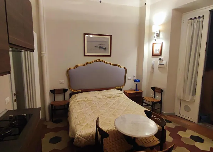 Monolocale Intimo Con Terrazzino Apartment Milan
